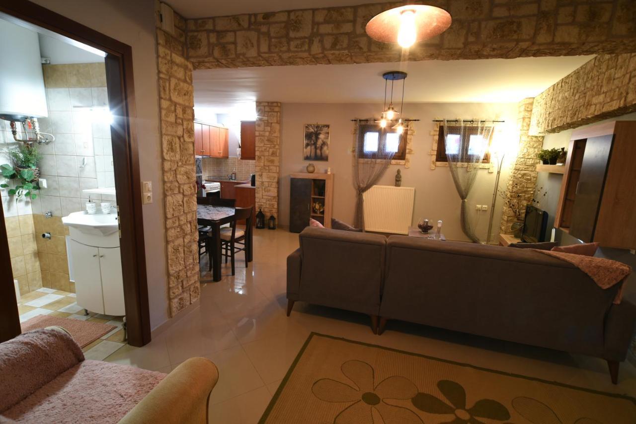 In The Castle - House Apartment Ioannina Exterior photo